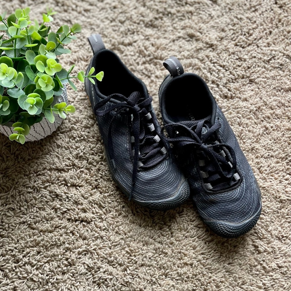 Merrell Barefoot Active Shoes - Women’s Size 5